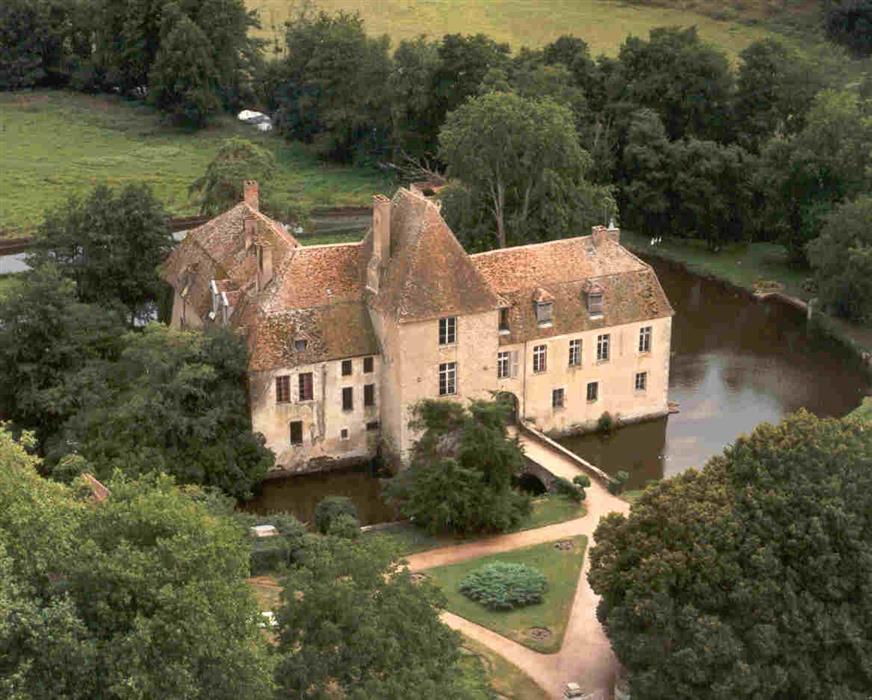 Chateau-Lantilly